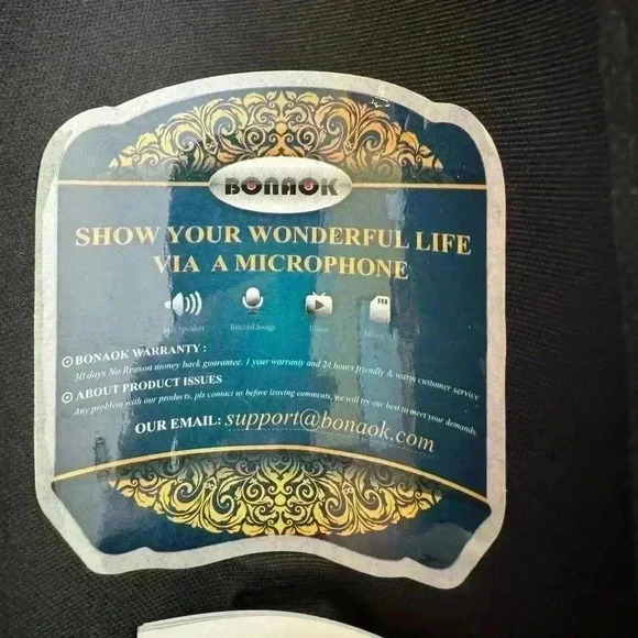 Bonaok Q37 Wireless Microphone & HiFi Speaker - Rose Gold - Picture 4 of 5